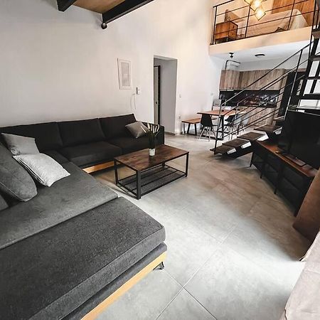 Escala Double Loft 1 & Parking In The City Center Volos Buitenkant foto